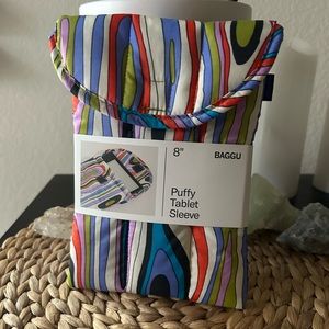 Baggu Woodgrain 8” Tablet Puffy Case